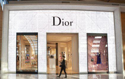 The value of proximity marketing for shopping centers