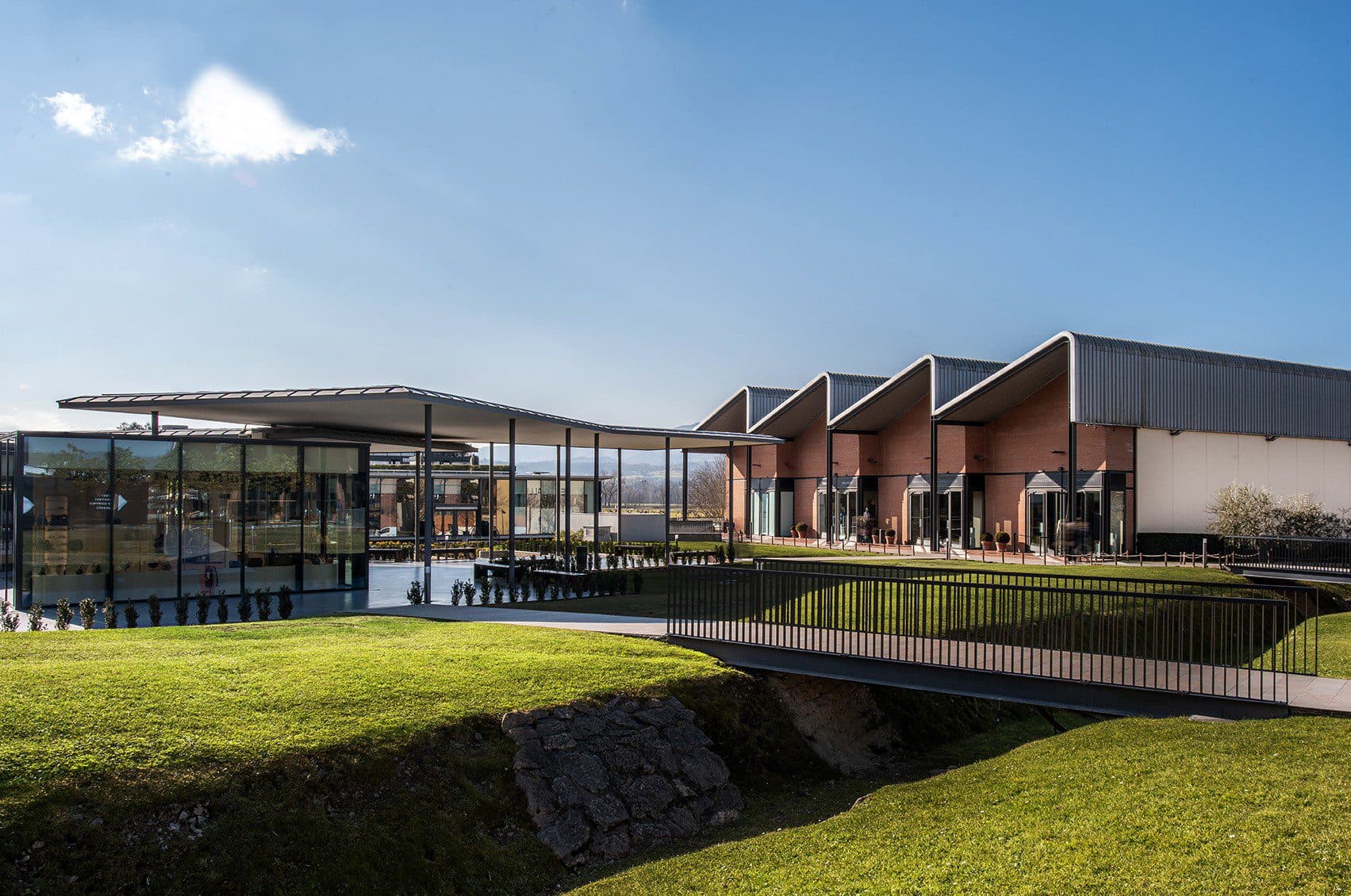 The Mall Luxury Outlets Selects Coniq to Accelerate Digital Transformation