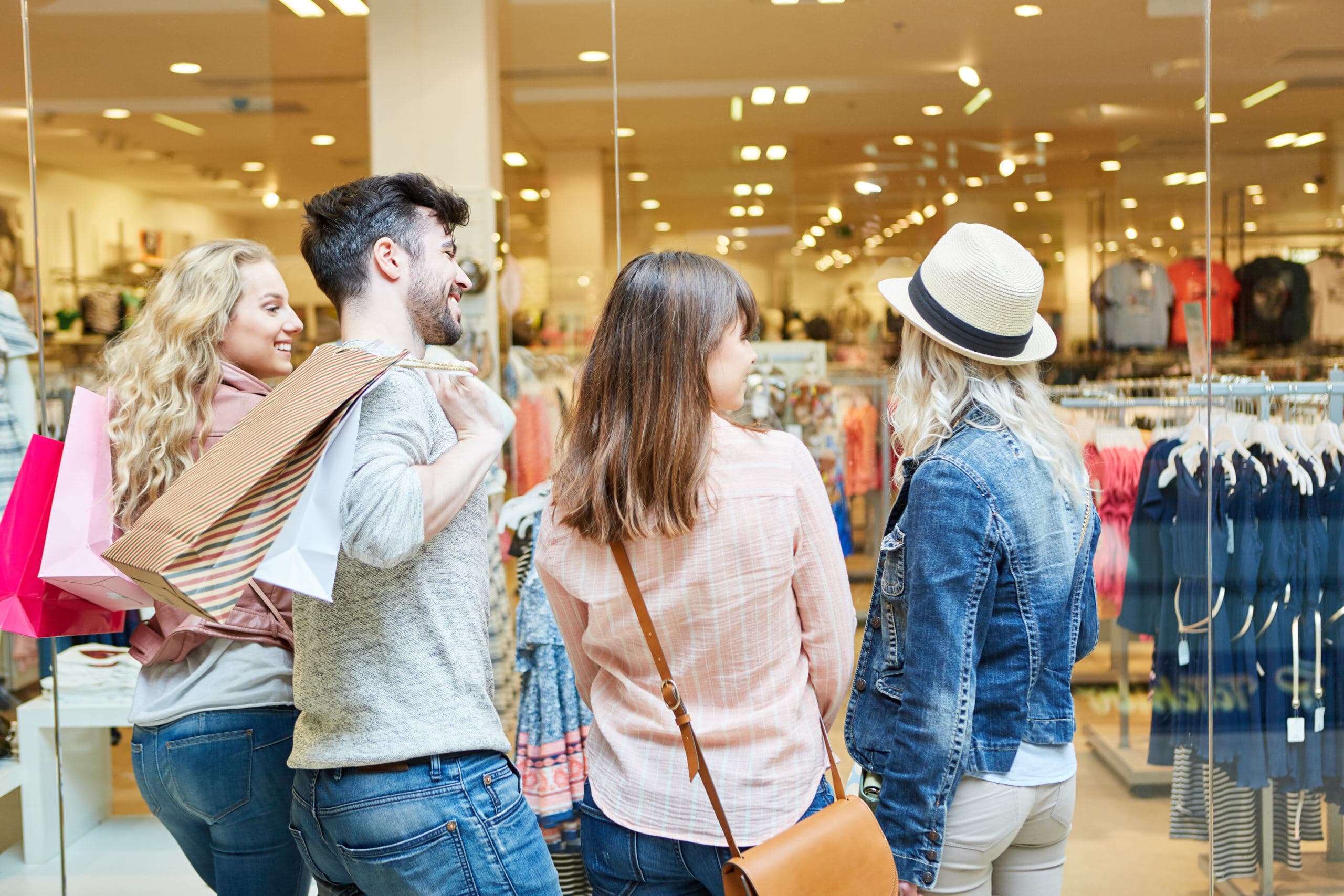 How to build a customer database of ready to buy shoppers